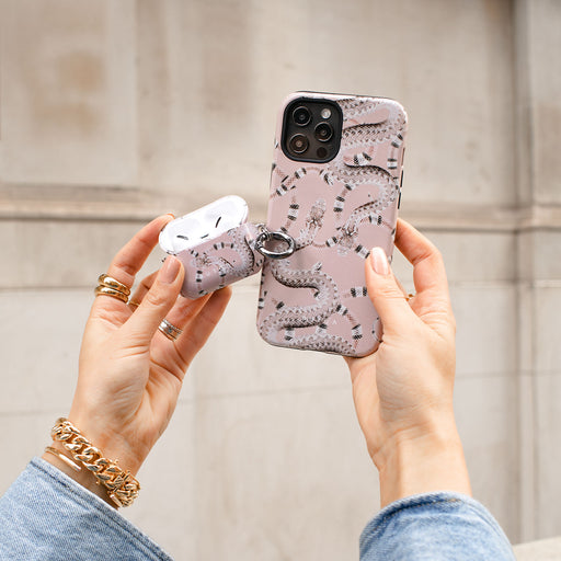Poolside Glam - Snakes OnePlus 10 Pro 5G Case 9